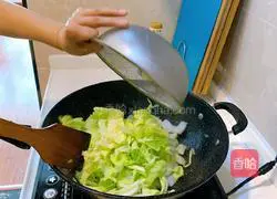 Illustration of how to make cabbage with sauce 7