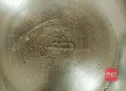 Illustration of how to make cold coir raincoat cucumber 9