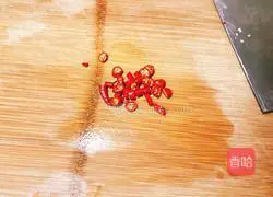 Illustration of how to make boiled phoenix tail 2