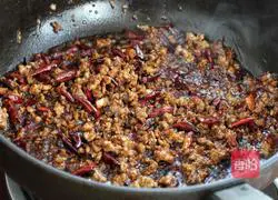 Illustration of how to make stir-fried green beans 6