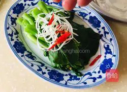 Illustration of how to make boiled cabbage 5