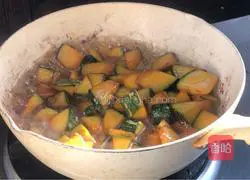 Illustration of how to make braised tender pumpkin 8