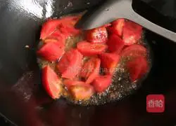 Illustration of how to stir-fry tomatoes and cauliflower 4