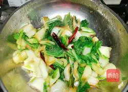 Illustration of how to make stir-fried cabbage in ten minutes