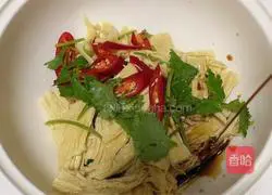 Illustration of how to make cold yuba 7