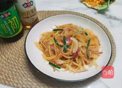 Illustration of how to make sour potato shreds 8