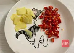 Illustration of how to make spicy and sour radish with vinegar 3