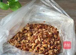 Illustration of how to make vinegar and bitter chrysanthemum 5