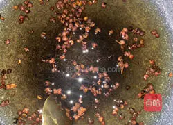 Illustration of how to make crispy pickled cucumbers 10