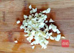 Illustration of how to make cold okra 7