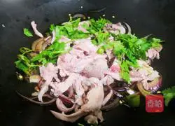 Illustration of how to make cold shredded chicken legs 6