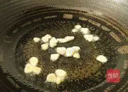 Illustration of how to make stir-fried lettuce 5