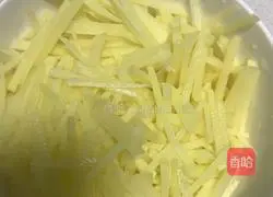 Illustration of how to make vinegar-based potato shreds 2