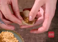 It is most suitable to eat hawthorn in the New Year.Do this at home.Illustration of how to strengthen the spleen and stomach 5