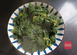 Illustration of how to make cold spinach 7