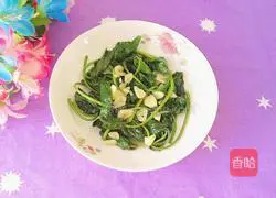 Illustration of how to stir-fry sweet potato leaves 12