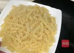 Illustration of how to make pasta 6