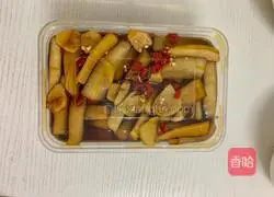 Illustration of how to make spicy and sour radish with vinegar 4