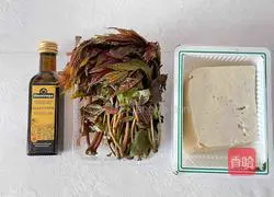 Illustration of how to make Chinese toon sprouts mixed with tofu 1