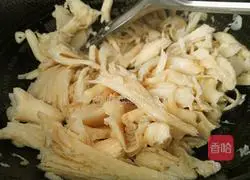 Stir-fried oyster mushrooms Illustrations of how to make orchids 7