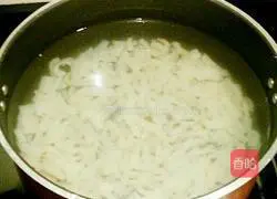 Illustration of how to make colorful pig skin jelly 6