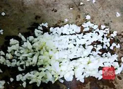 Illustration of how to make stir-fried asparagus 3