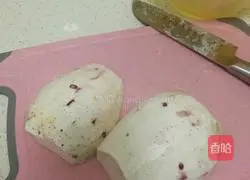 Illustration of how to make pan-fried taro cake 1