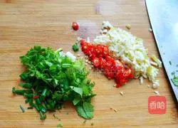 Illustration of how to make cold fungus and yuba 6