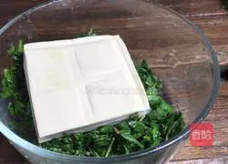 Illustration of how to make Malantou mixed with tofu 8