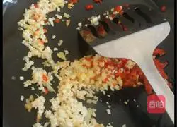 Illustration of how to braise eggplant in rice soup 6