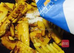 Illustration of braised bamboo shoots in oil 9