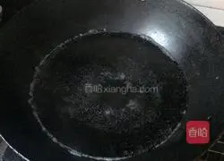 Illustration of how to make spicy lotus root slices 3