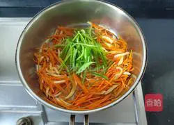  Fish-flavored shredded pork (vegetarian version) recipe 7