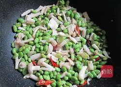 Stir-fried seafood and mushrooms Illustration of how to make edamame 6