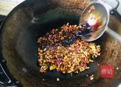 Illustration of how to make spicy mushroom sauce 11