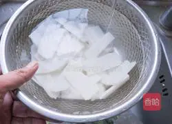 Illustration of how to make Qinxiangshan tablets 3