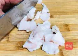 Illustration of how to make green peppers and stir-fried dried beans 4