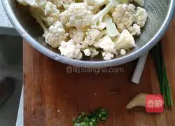 Illustration of how to cook organic cauliflower 1