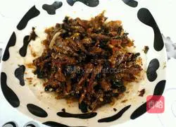 Illustration of how to make black bean sauce and dace mixed with lettuce 7