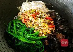 Illustration of how to make spinach with double mushrooms 12