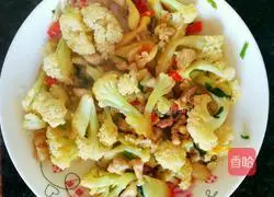 Super simple, refreshing and delicious cauliflower fried pork recipe illustration 6