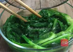 Illustration of how to make garlic and bitter sesame seeds 7