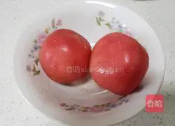 Illustration of how to stir-fry tomatoes with sweet potato leaves 2