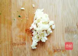 Illustration of how to make cold celery leaves 6