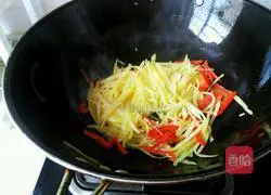 Illustration of how to make scallion-flavored potato shreds 6