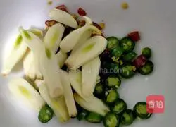 Illustration of pickling white radish 4