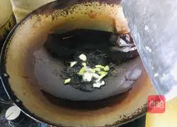 Illustration of how to make fried tofu with shredded carrots 3