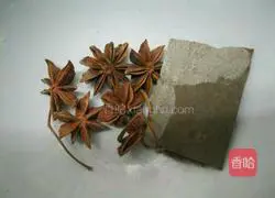 Illustration of how to mix celery and peanuts 1