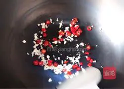 Illustration of how to make spicy stir-fried konjac (oil-free version) 6