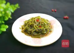 Illustration of how to make scallions and kelp salad 8